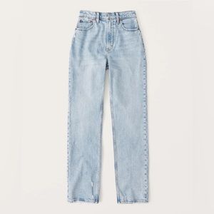 Abercrombie & Fitch Curve Love The 90s Straight Ultra High Rise 25S Short Length